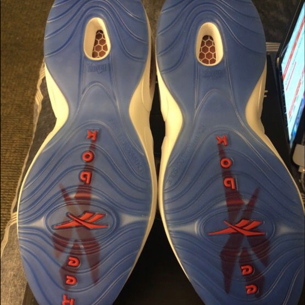 A pair of AI Question MID’s never been worn